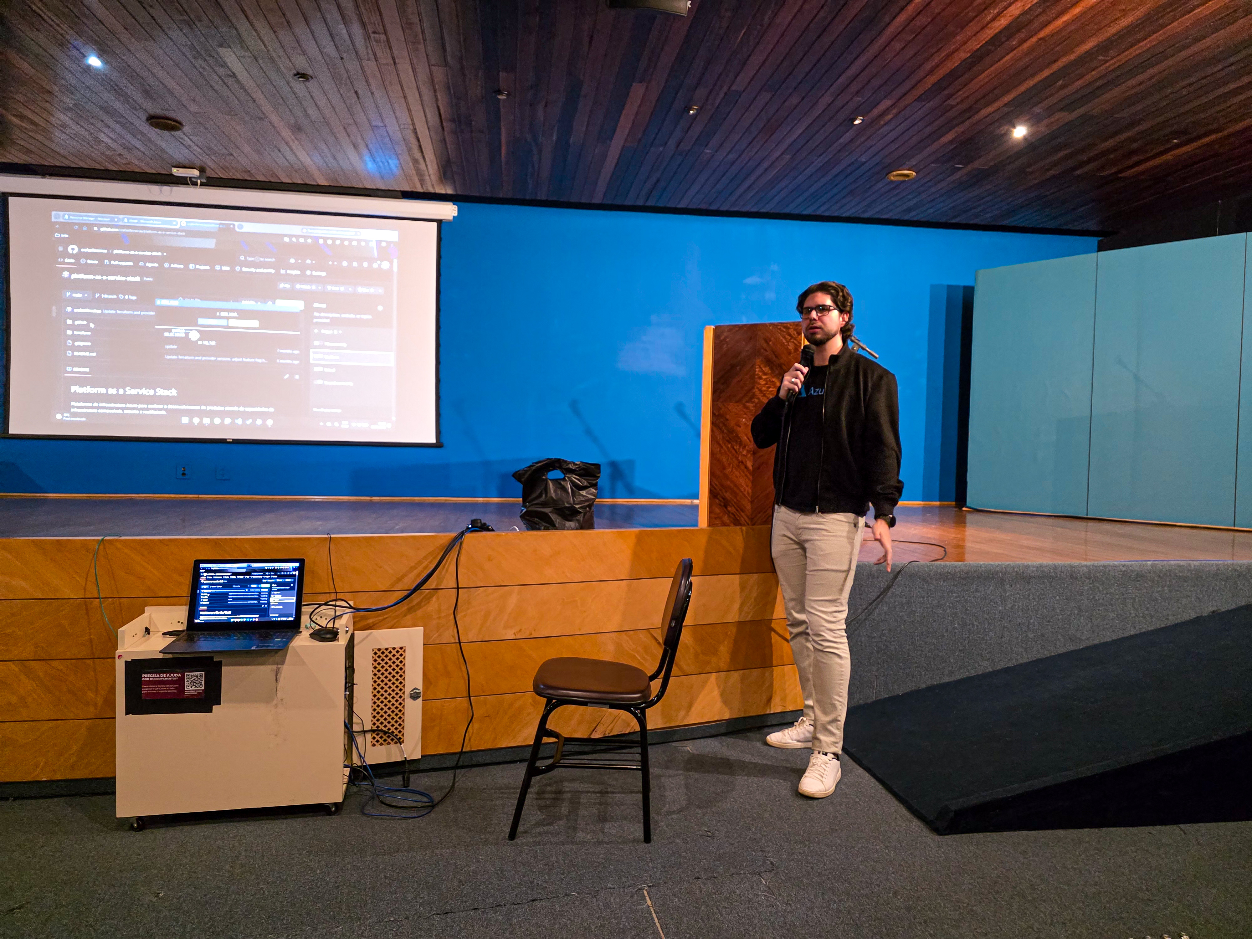 Slide sobre a experiência do desenvolvedor em uma plataforma interna